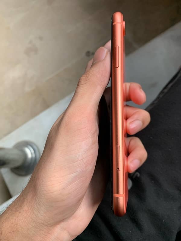 iphone xr with full box and back glass 2