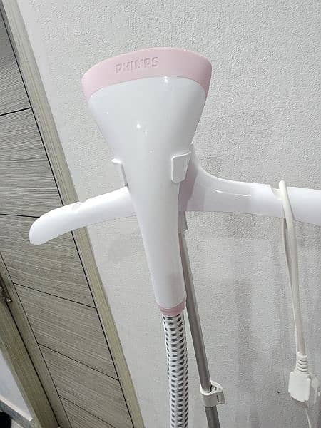 PHILIPS IRON STEAMER 1