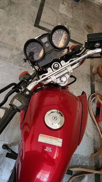 Yamaha YBR 125G 1