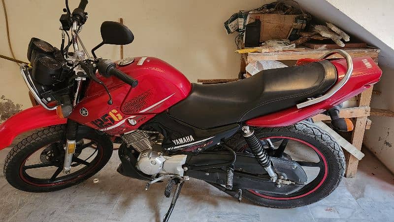 Yamaha YBR 125G 3