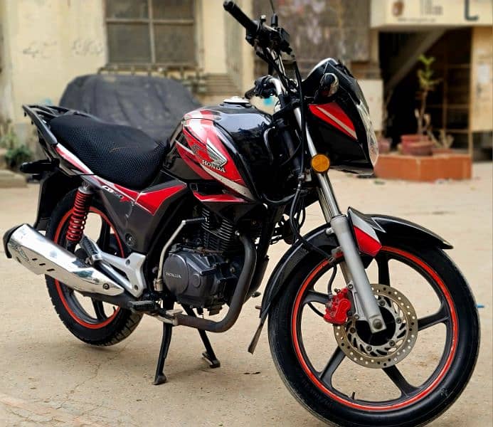 Honda CB 150F 2018 Well maintained Only In town 0*3*3*4*2*0*7*7*8*5*3 0