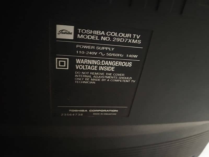 TV . Toshiba 5