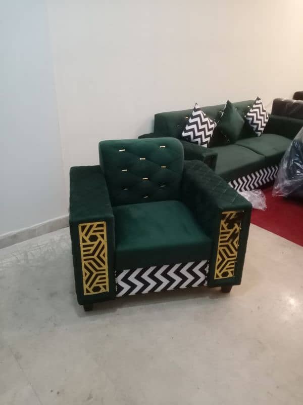 seven siter sofa set 0