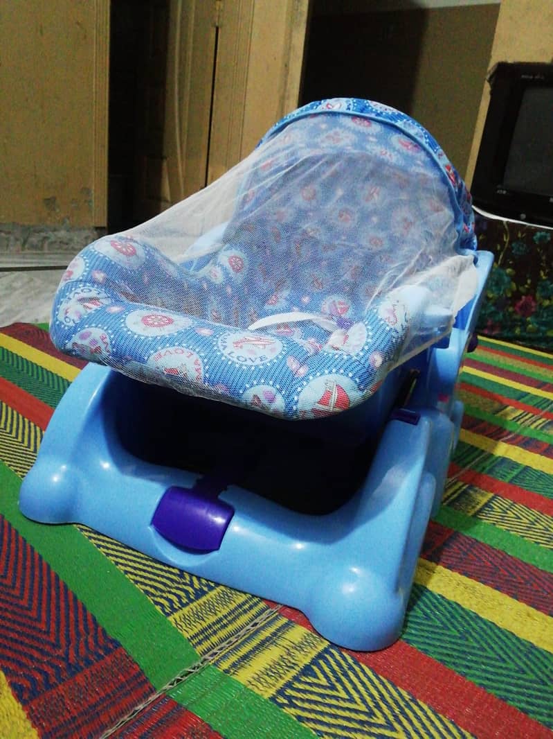 To sell Carry cot or baby cot 1