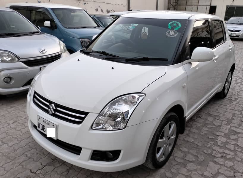 Suzuki Swift DLX Automatic 1.3 Navigation 2021 2