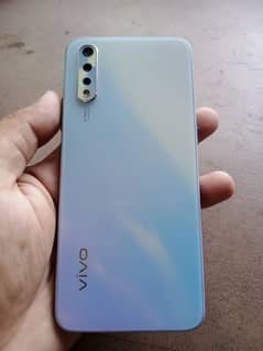 vivo S1