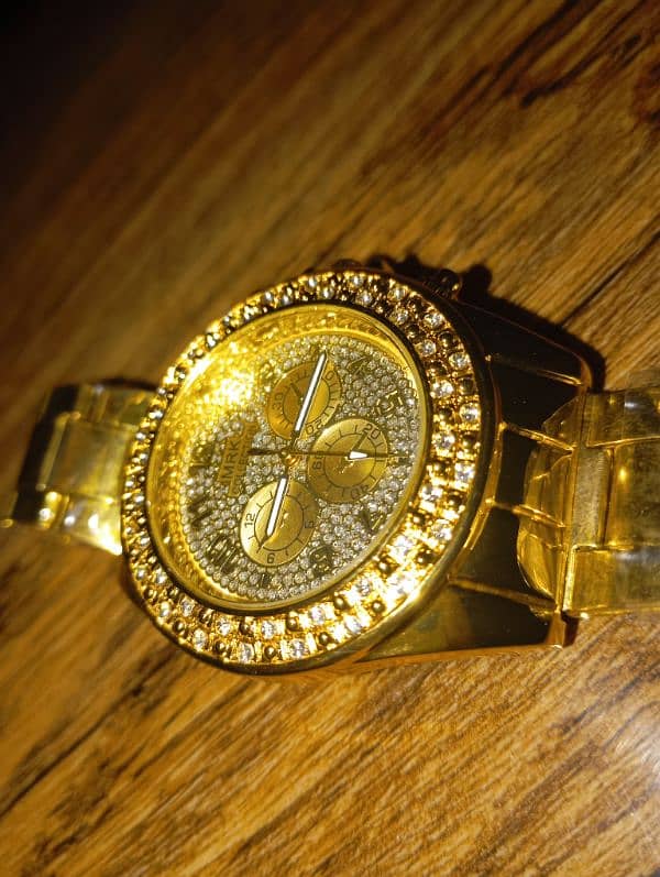 Golden Luxury Millionaire watch 1