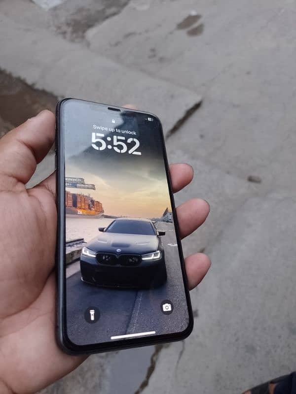 iphone 11 pro max 5