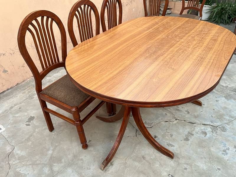 dining table of wood 2