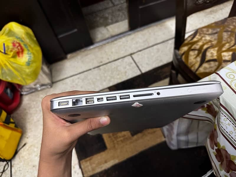 MacBook Pro (13-Inch, Mid 2012) 4 gb ram and storage 500 GB SATA Disk 4