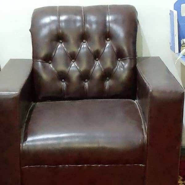 5 seater sofa urgent Sale 2