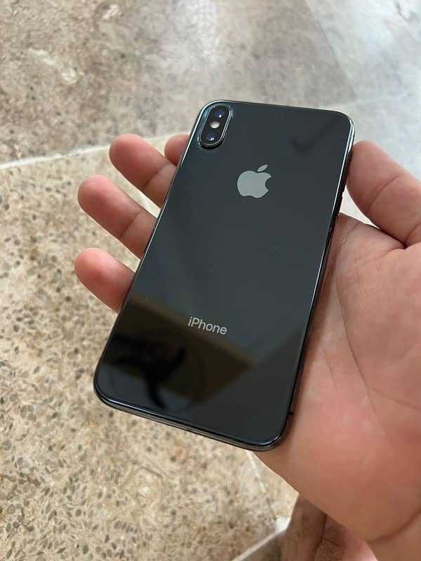 iPhone X 64 gb 3