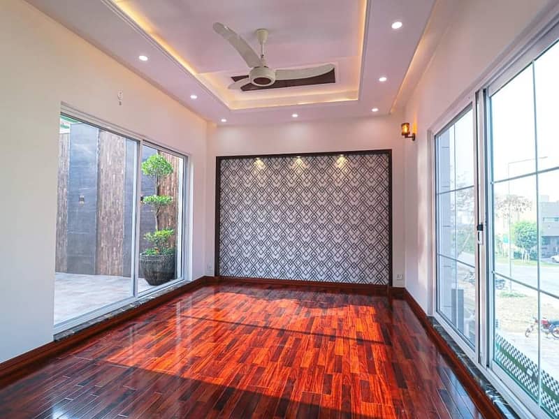 10 Marla House Available For Rent In Air Avenue Lahore 13