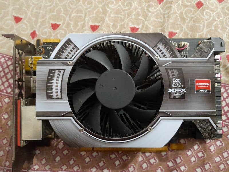 xfx Ati Radeon HD6770.1GB GDDR5 1