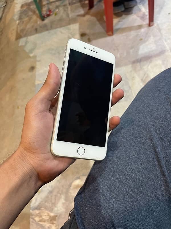 iphone 8 plus 4