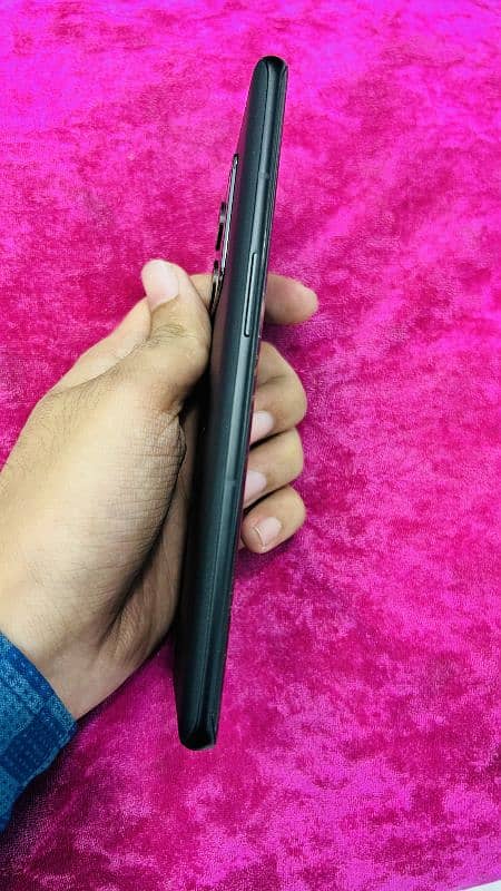 One Plus 10 Pro Official PTA Approved 12/256gb 10/10 Condition 2