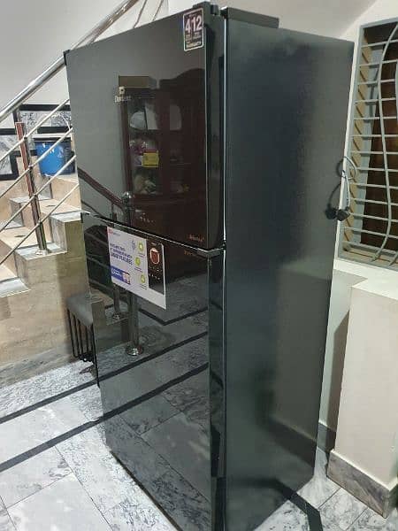 Dawlance refrigerator 4 month used 1