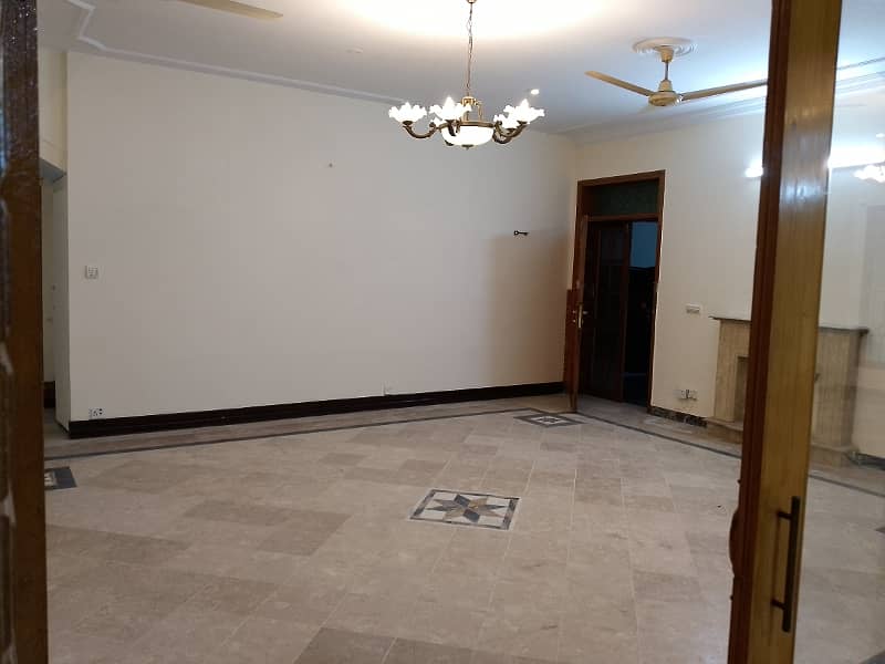 Ground Portion For Rent 3 Bedroom With Attached Bathroom Drawing Dining TV Lounge Kitchen Sarvent Quarter 2