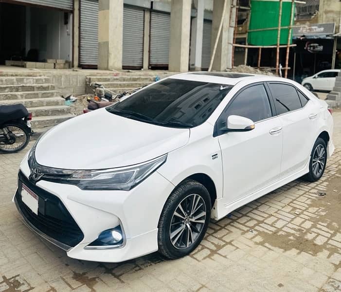 Toyota Altis Grande 2022/23 2