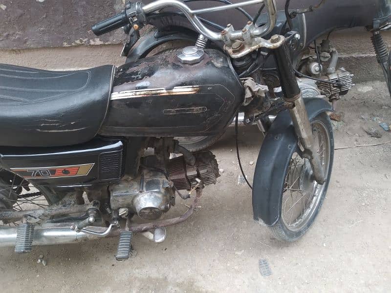 Honda C-70 orignal karachi with file 2