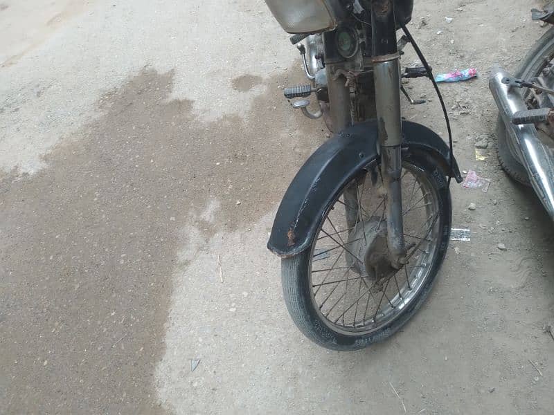 Honda C-70 orignal karachi with file 8