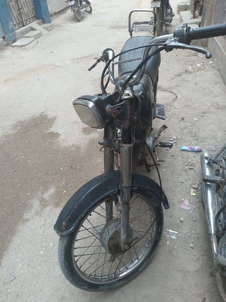 Honda C-70 orignal karachi with file 10