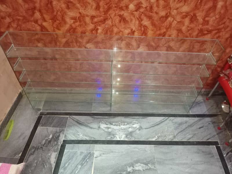 Glass stand 1