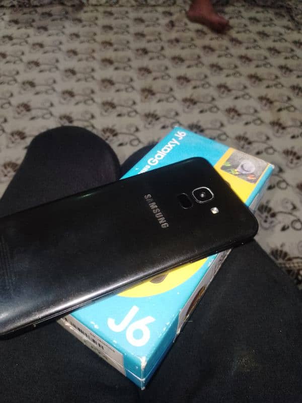 Samsung Galaxy j6 1