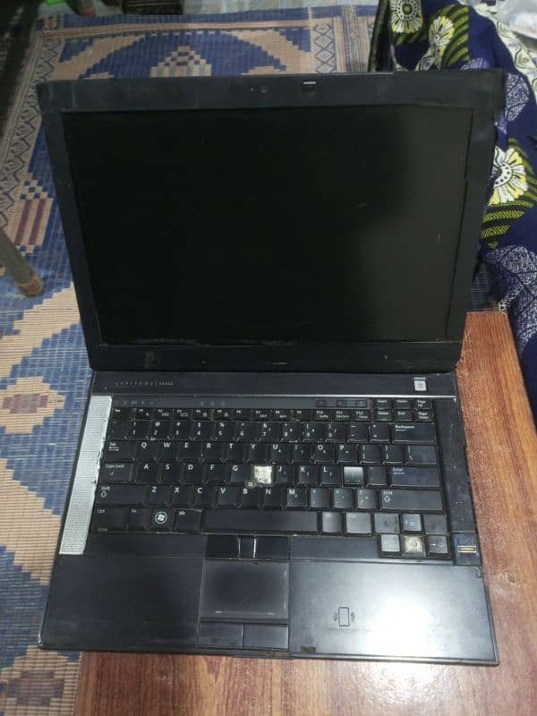 Dell latitude e6400 2gb ram 120gb hard 0