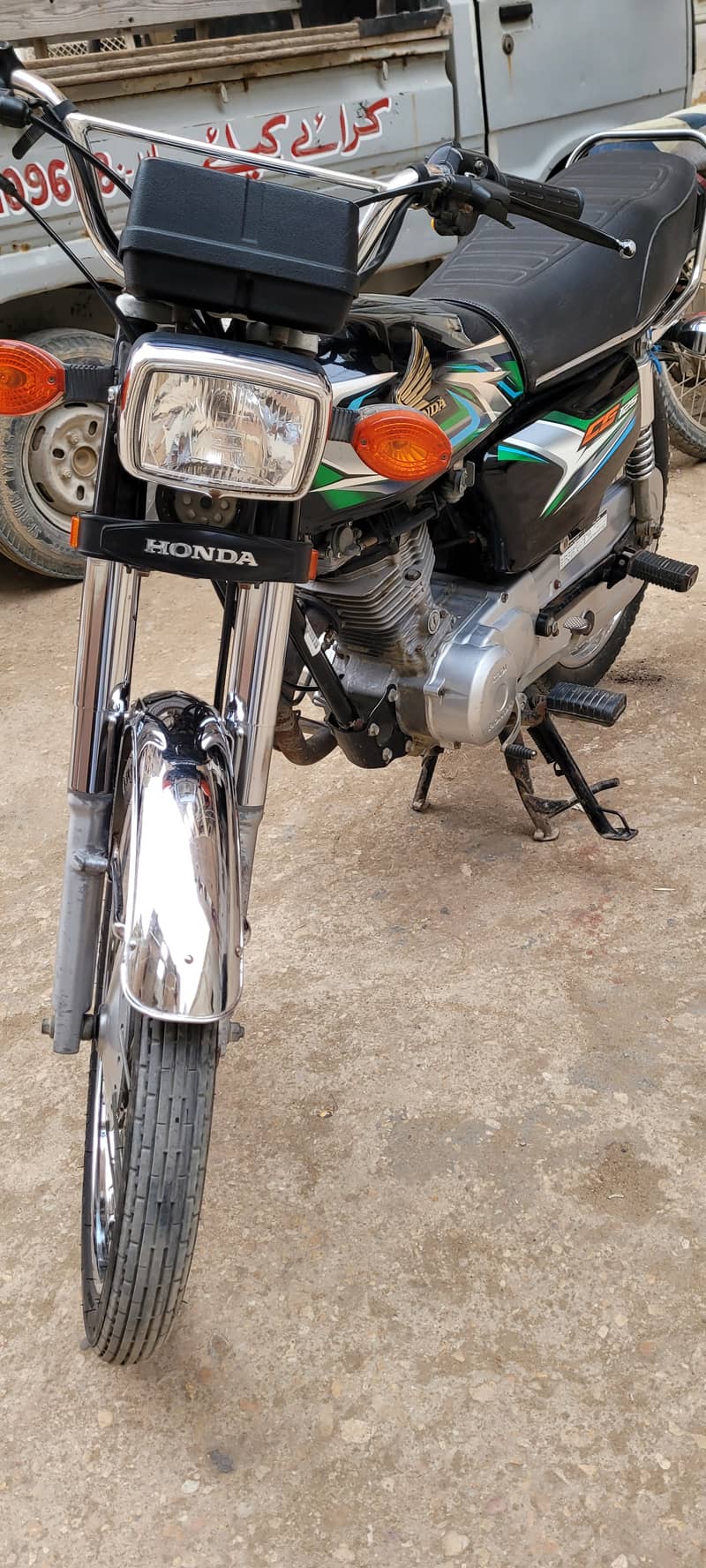 175000Honda 125 Karachi number first owner cplc clear 4