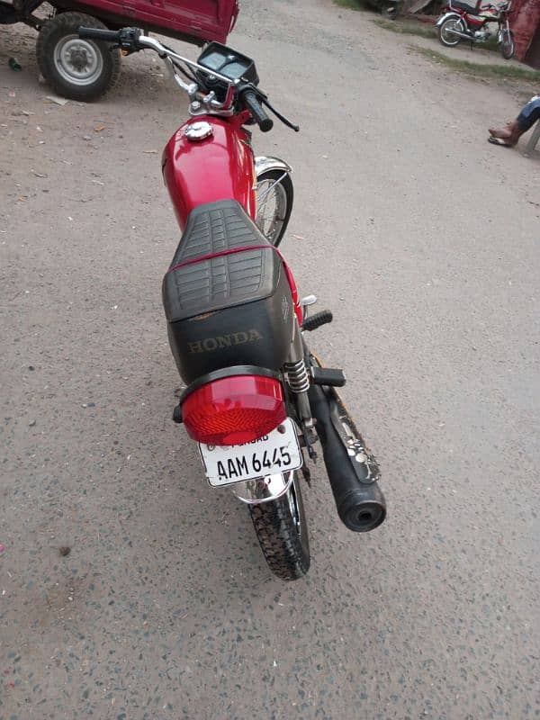 Honda 125 hai 2020/21 hai model jis bhai ny ly na hai wo rabta karen 3