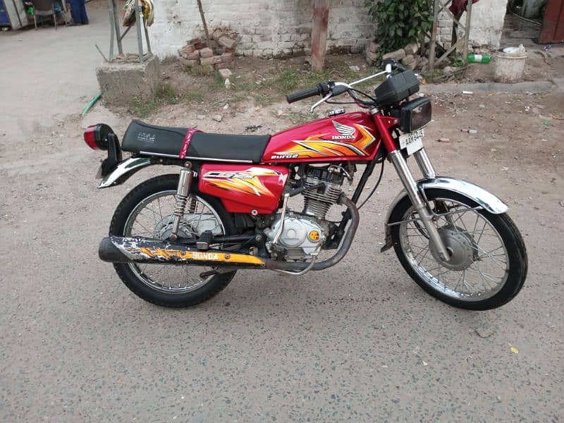 Honda 125 hai 2020/21 hai model jis bhai ny ly na hai wo rabta karen 6