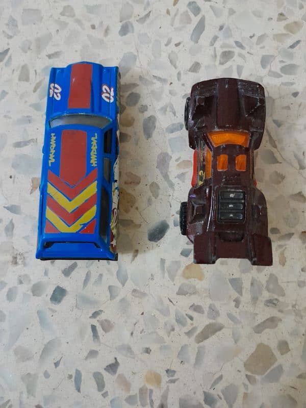 Hotwheels pack of 2 cars 0