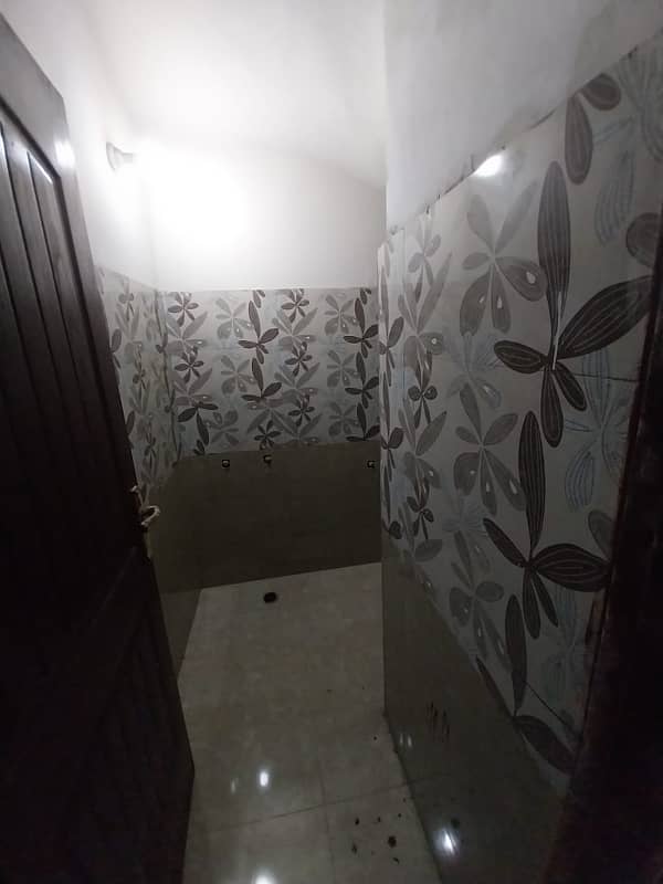 1 Kanal Upper Portion for Rent in Gul Bahar Block, Behria Town 4