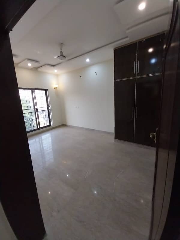 1 Kanal Upper Portion for Rent in Gul Bahar Block, Behria Town 8