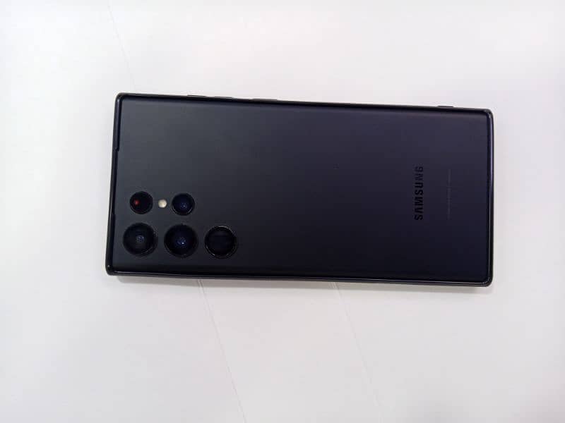 Samsung S22 Ultra 1