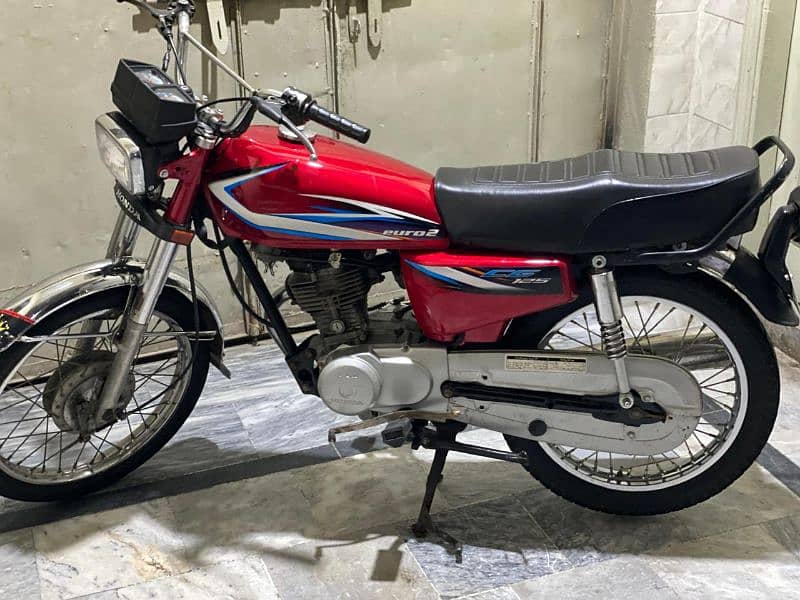 Honda CG-125 2014 7