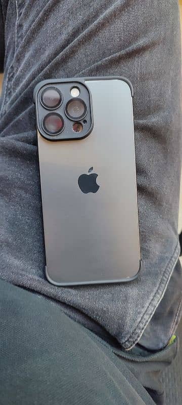 IPHONE 15 PRO MAX 256 GB   BLACK TITANIUM  JV 1