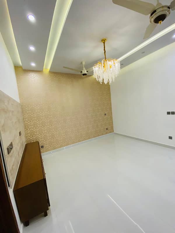 3 Years Installment Base House In Park View City Lahore 1