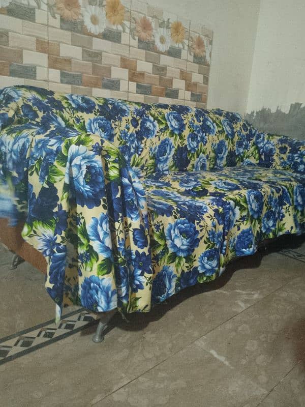 cell 0308-4415964 1 large size 1 medium size 1 small size Total 3 sofa 1