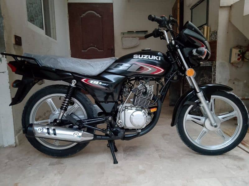 Suzuki GD 110s 8