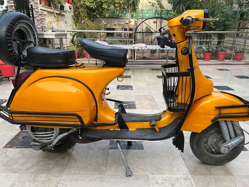 vespa 1980 model 2