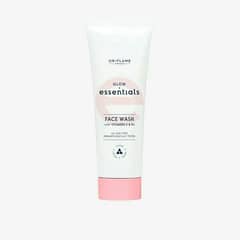 Glow essentials face wash with vitamin E and B3 0