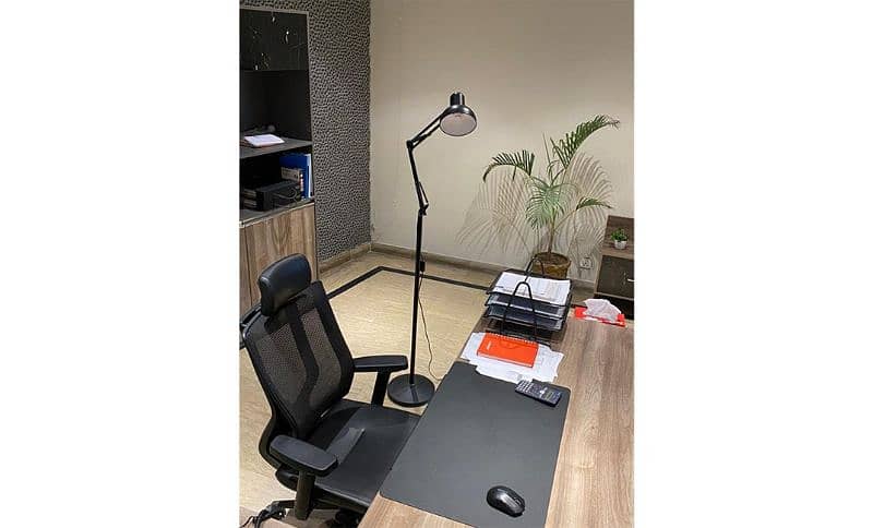 Floor Study Lamp with Adjustable arms 1