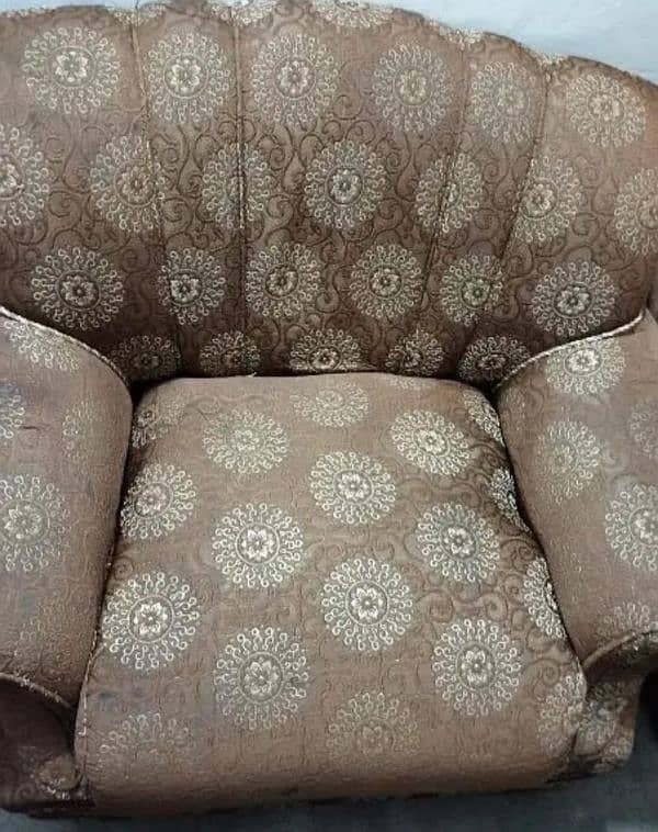 5 seater sofa set with covers for sale 1