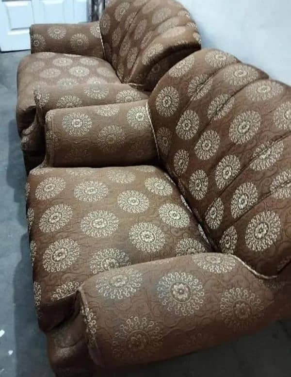 5 seater sofa set with covers for sale 2