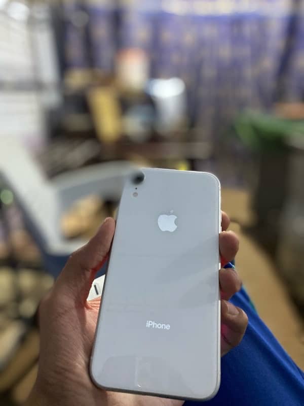 Iphone xr 4