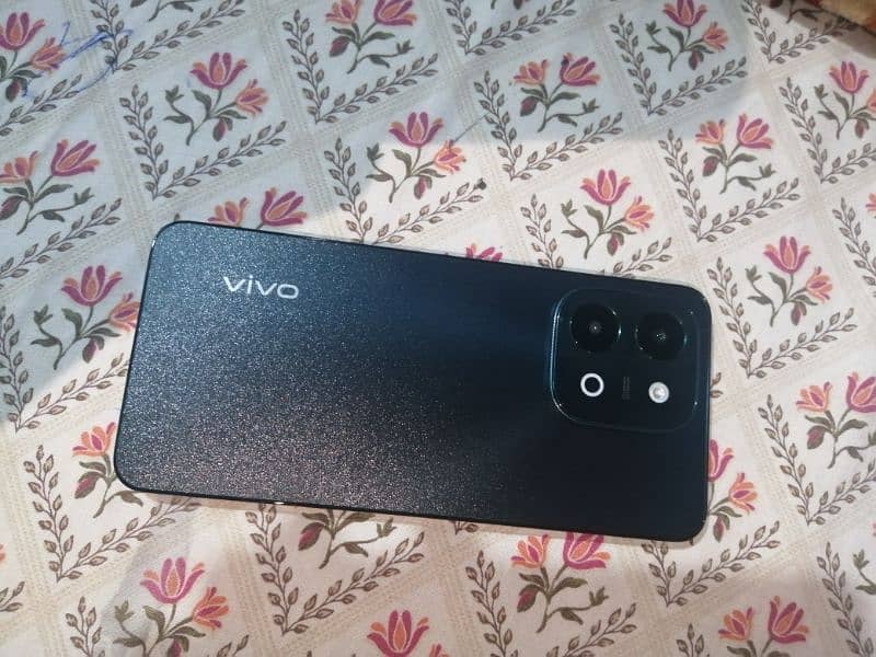 Vivo y28 1