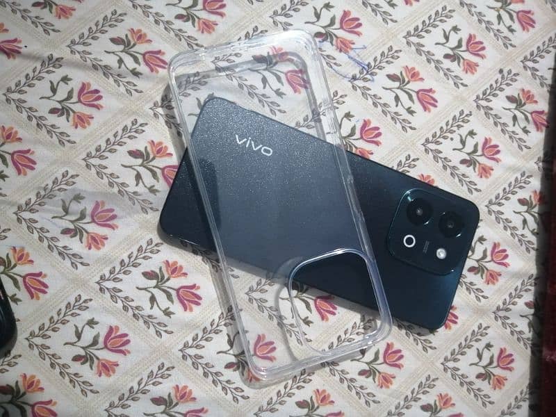 Vivo y28 2