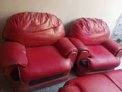 urgent 7 seated leather sofa